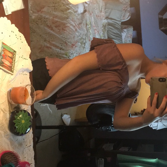 American Eagle off the shoulders shirt - Picture 2 of 3